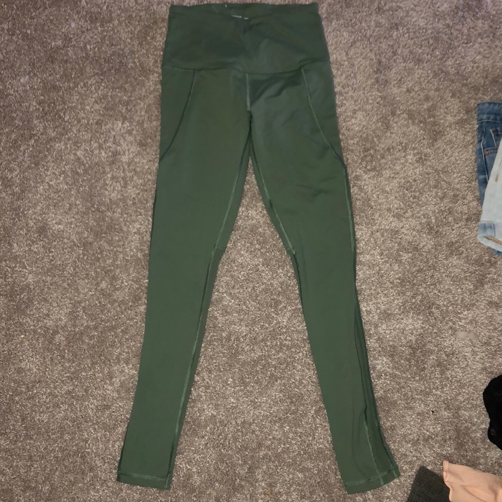 Victoria Secret army green leggings